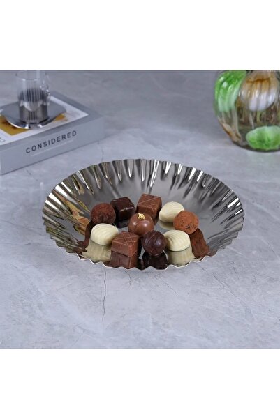 Al Hadaya Mall Stainless Steel Serving Dish with Modern Elegant Design - Silv...