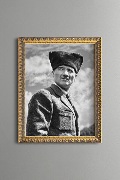 epiqart Ataturk - Vintage Patterned Painting - Fine Model