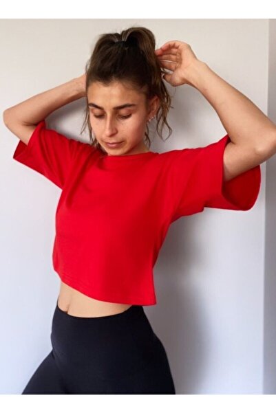 luci sports Women's Red Organic Cotton Cropped t-shirt