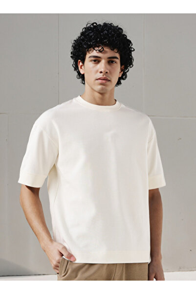 FAV Men Crew Neck Short Sleeves Boxy T-shirt