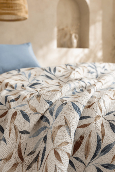 Menderes Home La Notte Spring Garden Çift Kişilik 4 Parça Pike Takımı 210x230 + 160x200 + 2/50x70 cm