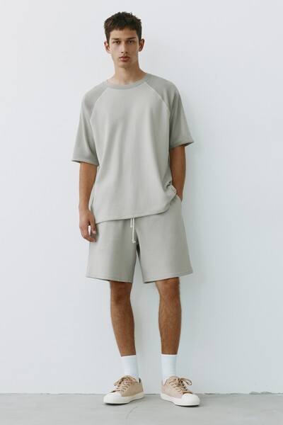 Pull & Bear Gofre kumaş jogger bermuda