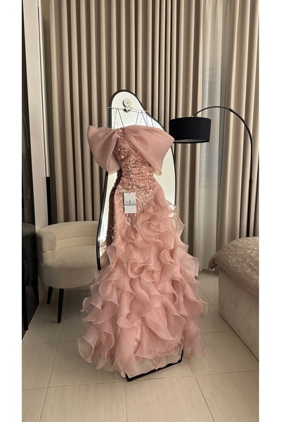 Nareen Fashion Luxurious Pink Gown with Sparkling Embroidery and Flowing Ruff...