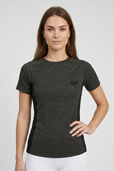 UMBRO Women Sportswear Fit Short Sleeve Training T-Shirt, Heather Black