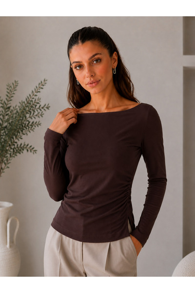 Sortie Women's Side Gathered Long Asymmetrical Slit Blouse Brown