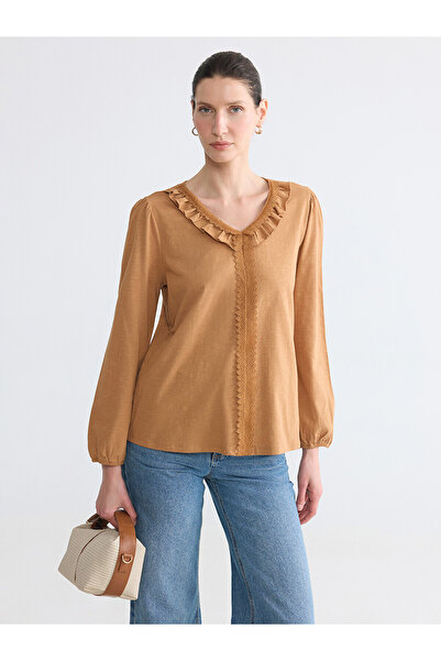 LC Waikiki Original V-Neck Lace Detailed Ruffle Blouse