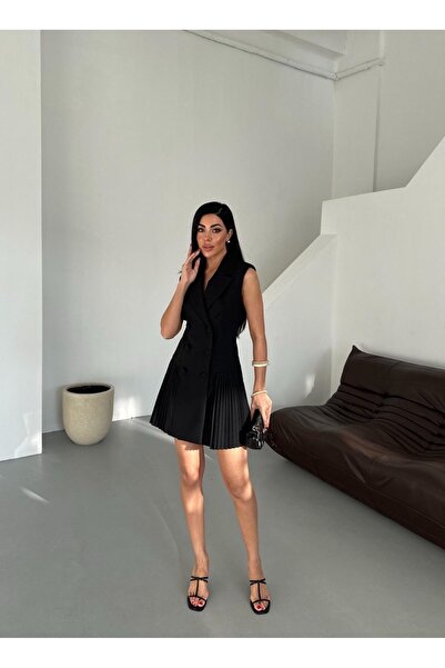 Jodtique Short Dress with Pleats Without Sleeves