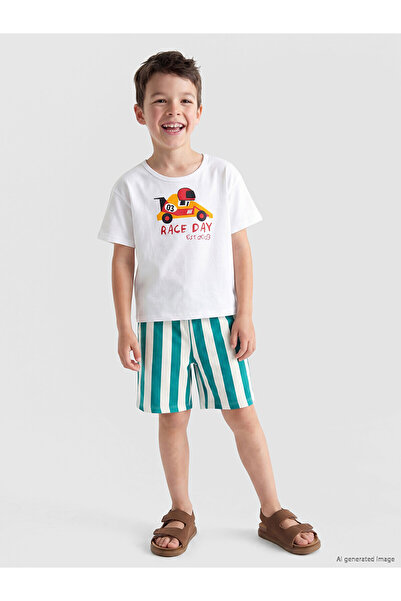 LC Waikiki Nevavm Boys' Shorts with Elastic Waist and Contrast Trim