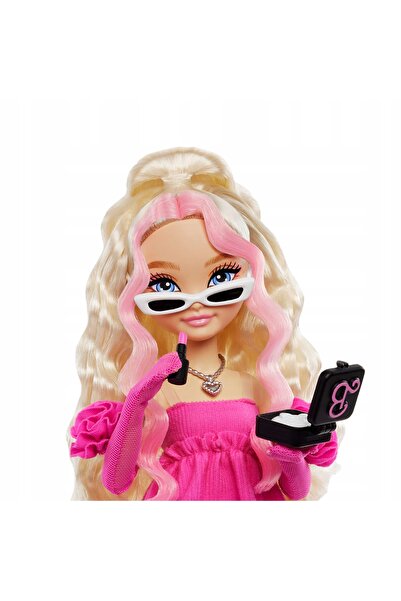 Barbie Păpușă de modă Dream Besties Malibu cu set de accesorii, jucărie HYC21