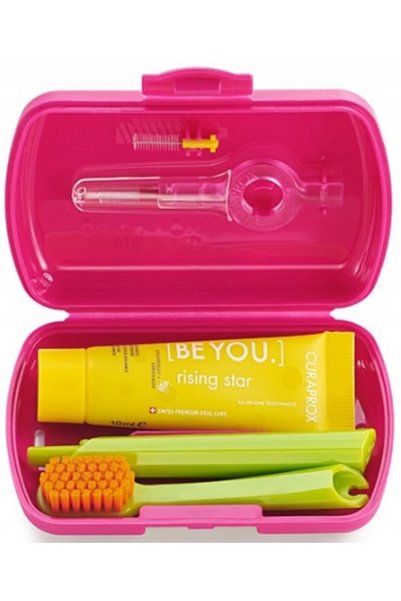 NO BRAND Set de călătorie cu periuță de dinți Curaprox Travel Set Magenta și ...