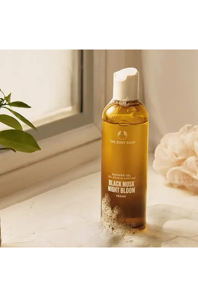 THE BODY SHOP جل استحمام بلاك مسك نايت بلوم 250 مل