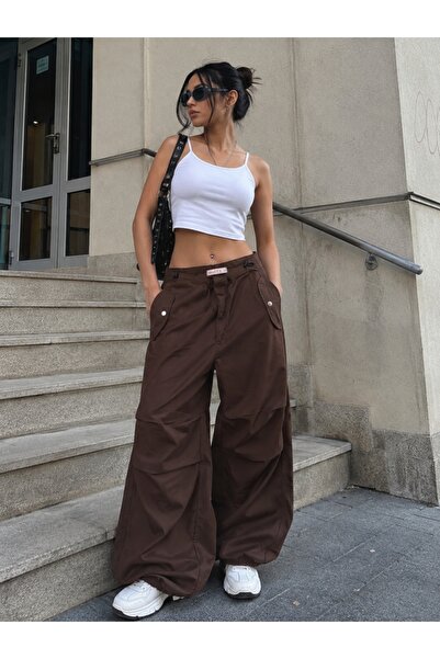 eyonnwear Brown Baggy Oversize Low Waist Y2K Women's Parachute Pants