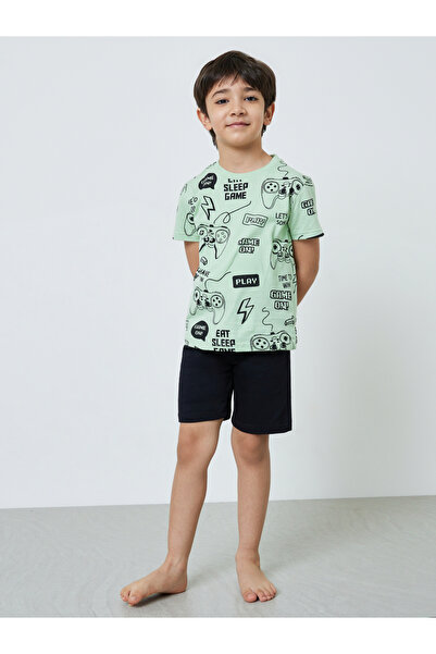 Styli Boys Green Gaming Print Cotton T-Shirt and Shorts Set