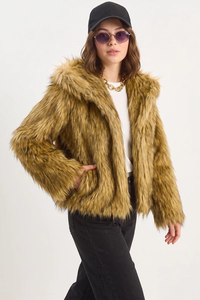 Çocux Kids Wear Kadın Geniş Yakalı Astarlı Kısa Suni Kürk Camel Siyah Ceket