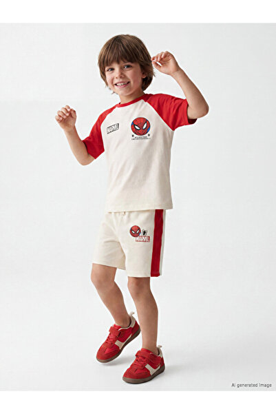LC Waikiki Rmz Gi̇yi̇m Farkiyla Spider-Man Licensed Boys' Shorts Set