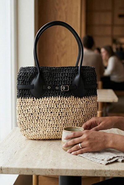 I Love Shoes Liora Black Crochet Women's Shoulder Bag