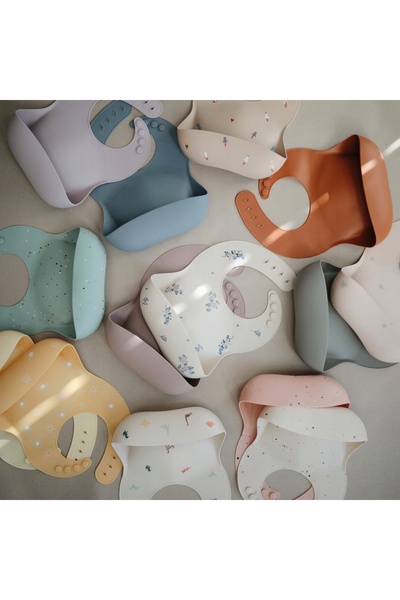 NO BRAND Bavetă din silicon cu buzunar VANILLA CONFETTI MUSHIE