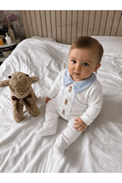 Erkek Bebek Ayıcık Nakışlı Bebe Yakalı Tulum ve Şapka 2’li Takım Ekru Mavi