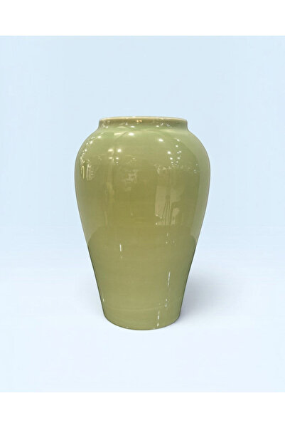 TagerElSaadah Classic Ceramic Vase with Elegant Design for Home Decor