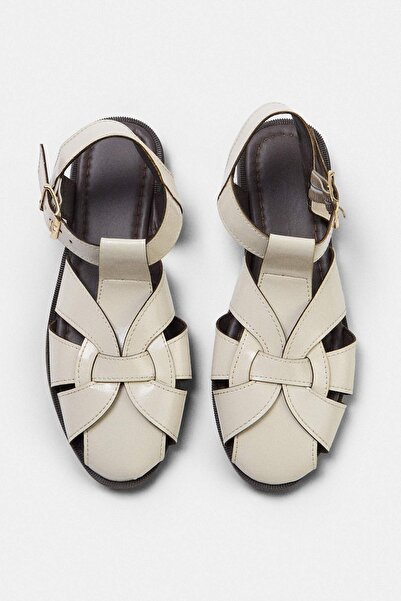TRENDYOL SHOES Sandale cu talpă plată din piele albă, cu vârf rotund, pentru ...