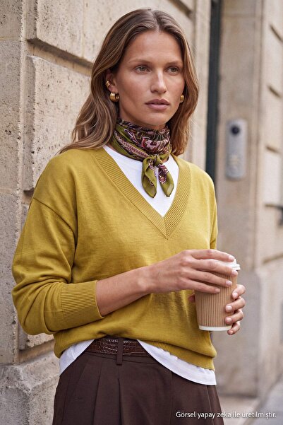 Trendyol Collection Wardrobe Essentials Oil Green Deep V-Neck Basic Knitwear ...