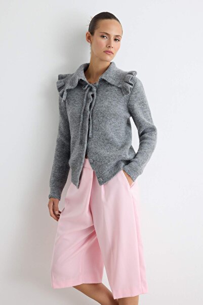 Trendyol Collection Anthracite Alpaca Wool Yarn Collar Detailed Knitwear Card...