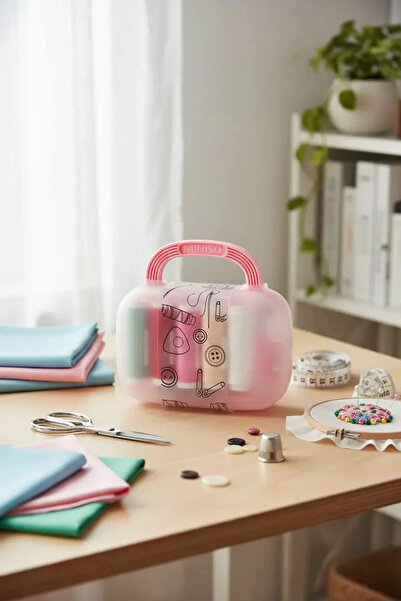 Miniso Lisanslı Mini Dikiş Kutusu Pembe – Seyahat Tipi Taşınabilir Pratik Ona...