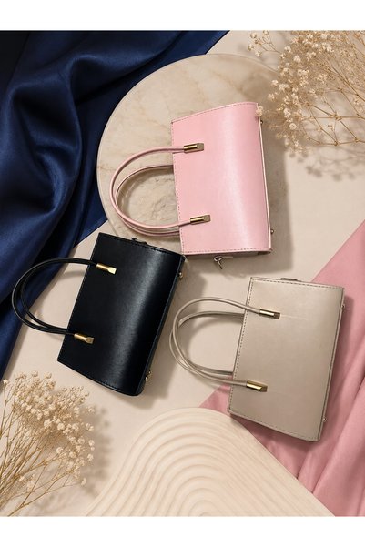 todays co Cream Leather Hand and Shoulder Bag with Gold Detail and Adjustable Strap