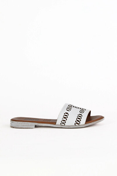 Bueno Shoes Λευκές Δερμάτινες Γυναικείες Παντόφλες Flat 01we2302