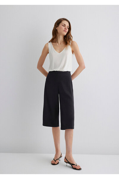 Mavi Schwarze kurze Hose 1010794-900