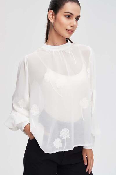 Nichii Wide-Sleeve Crew-Neck Top
