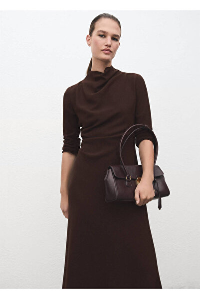 MANGO Woman Büzgülü drape yaka elbise