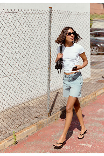 Stradivarius Basic dar kesim t-shirt