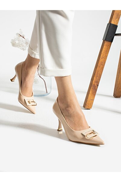 Alemdar Shoes Cream Patent Leather Buckle Detail Women's Stiletto