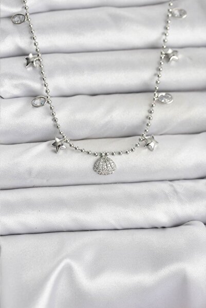 Inure Jewelry قلادة نسائية من النحاس الفضي اللون مرصعة بحجر الزركون على شكل ص...