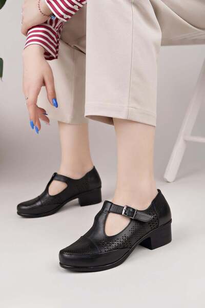 Castle Black 165 Black Genuine Leather Heeled Women's Shoes