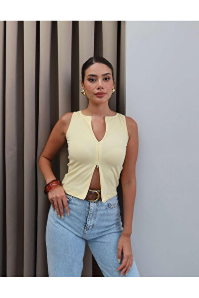 MareandCo Front Adjustable Zipper Detailed Crop Blouse