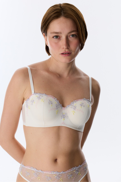 Penti Off-White Lotus Strapless Broderie Bra
