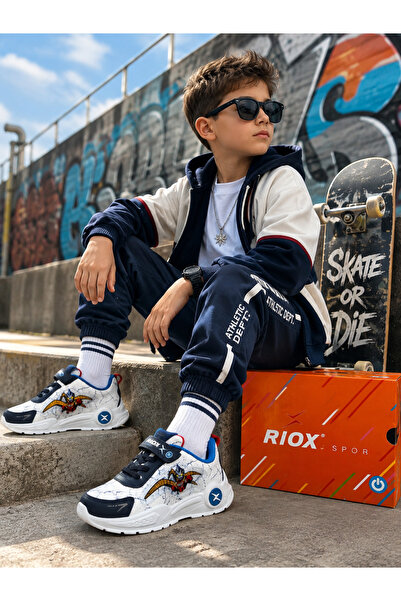 ALTUNTAŞ Boys' Velcro Printed Non-Slip Sole Casual Sports Shoes School Shoes