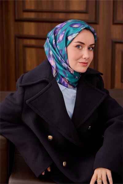 Silk Home وشاح حرير تويلي منقوش باللون الفيروزي والليلكي مقاس 90x90