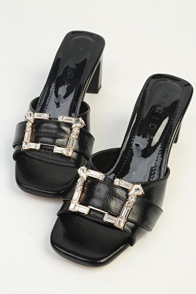 NERİDA Black Buckle Detailed Heeled Slippers