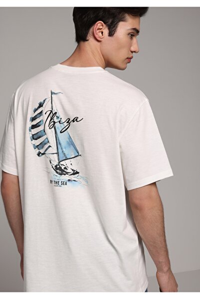 Colin's Comfort Fit Round Neck Plain Men's White Short Sleeve T-Shirt