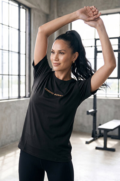 Cardio Bunny Women's Black & Gold Oversized T-Shirt With Large Back Graphic