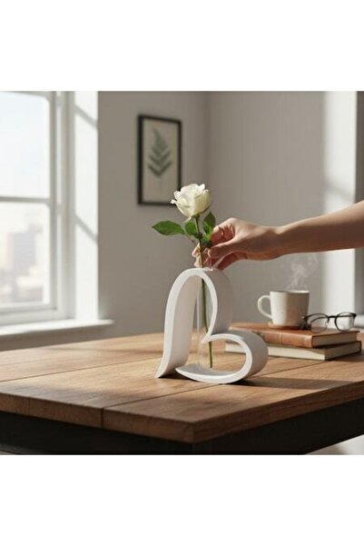 OEM Modern decorative heart-shaped vase with glass test tube for flowers