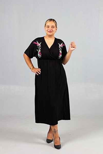 Truva XXL Embroidered V-Neck Black Plus Size Midi Dress