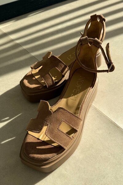 nope21shoess صندل كوزي توبراك من الجلد الطبيعي