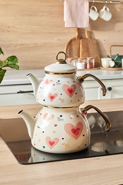 Karaca Pink Love Emaye Kalp Detaylı Midi Boy Çaydanlık Takımı 3,1 Litre