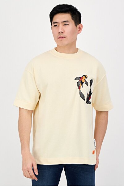 Irasuto Studios Men Crew Neck Short Sleeve Embroidered T-Shirt, Cream