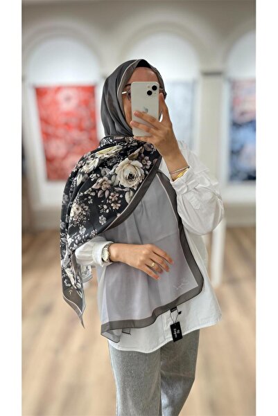 e.m ipek Floral Gradient Soft Shawl - Black