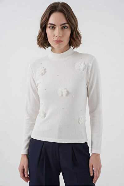 buğrahayalin Women's Turtleneck Floral White Blouse